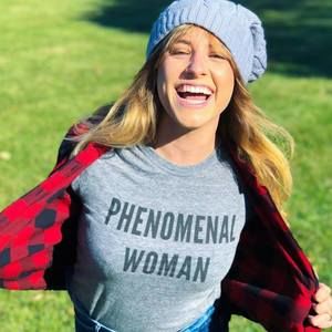 Meet your Posher, Carla